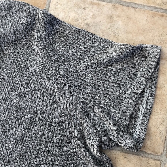 Judy Logan short sleeve grey/blk/wht top - Picture 2 of 11